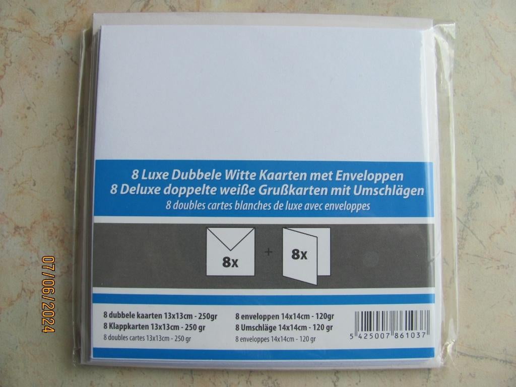 NIEUW set LUXE witte KAARTEN dubbel ENVELOP vierkant papier, Diversen, Ophalen of Verzenden, Nieuw