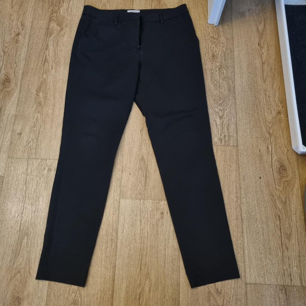 Dames broek maat 40, Kleding | Dames, Broeken en Pantalons, Maat 38/40 (M), Vanilia, Zwart, Ophalen of Verzenden
