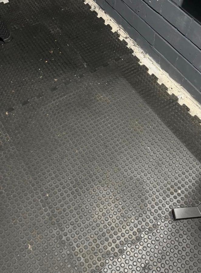 Paardenstal matten 1x1 meter (6 stuks), Ophalen, Gebruikt, Overige soorten