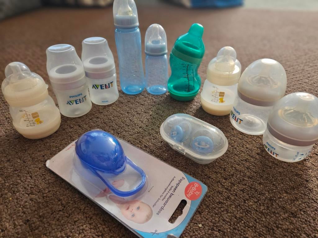 Babyflessen en fopspenen set, 12 stuks, Ophalen of Verzenden, Gebruikt, Overige typen