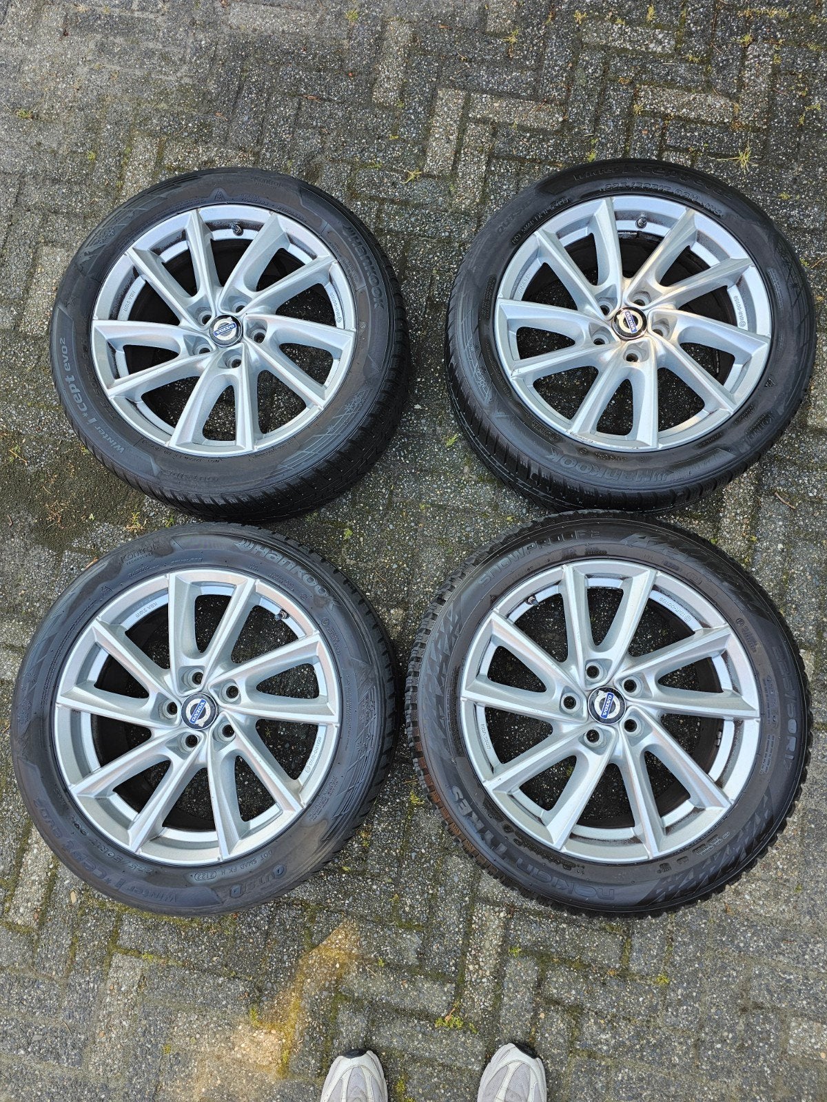 Volvo 17 inch velgen 225/50 R17, Ophalen, Gebruikt, Banden en Velgen, 17 inch