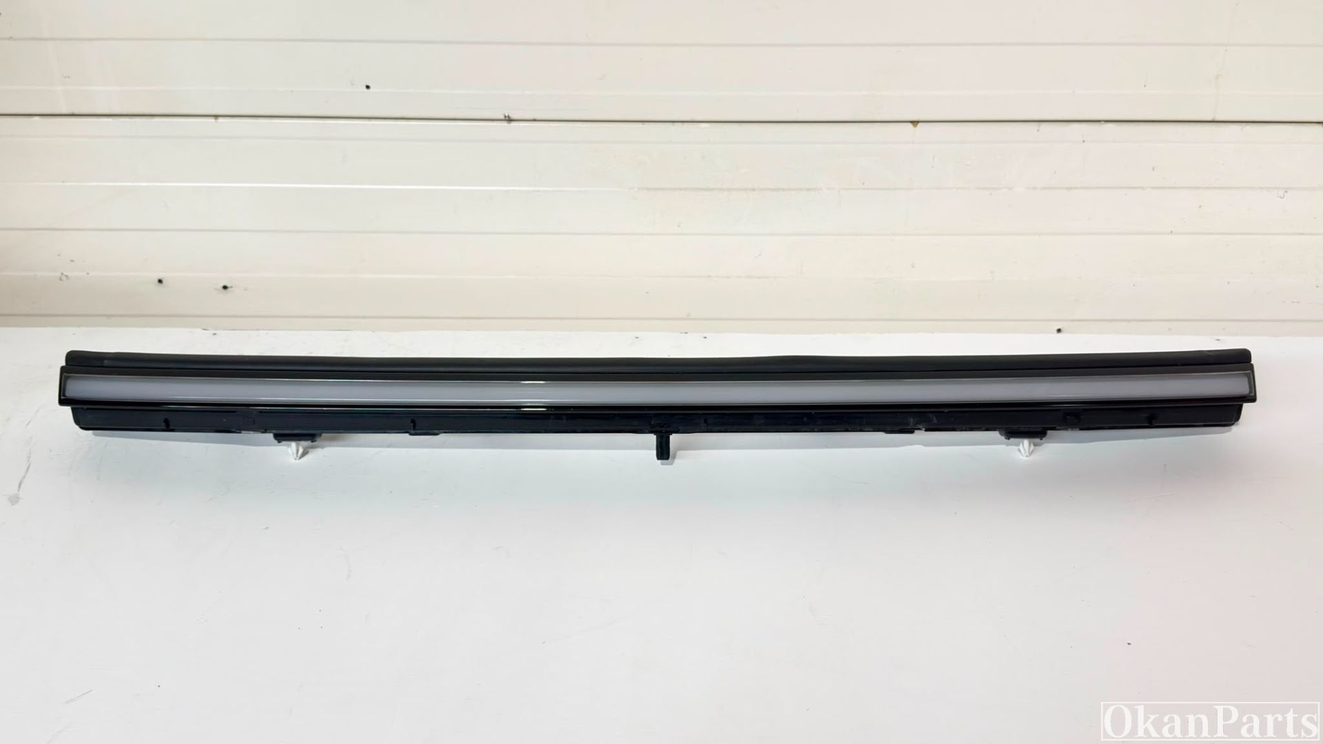 Tesla Model Y Juniper LED Grille verlichting 2038294-96-C