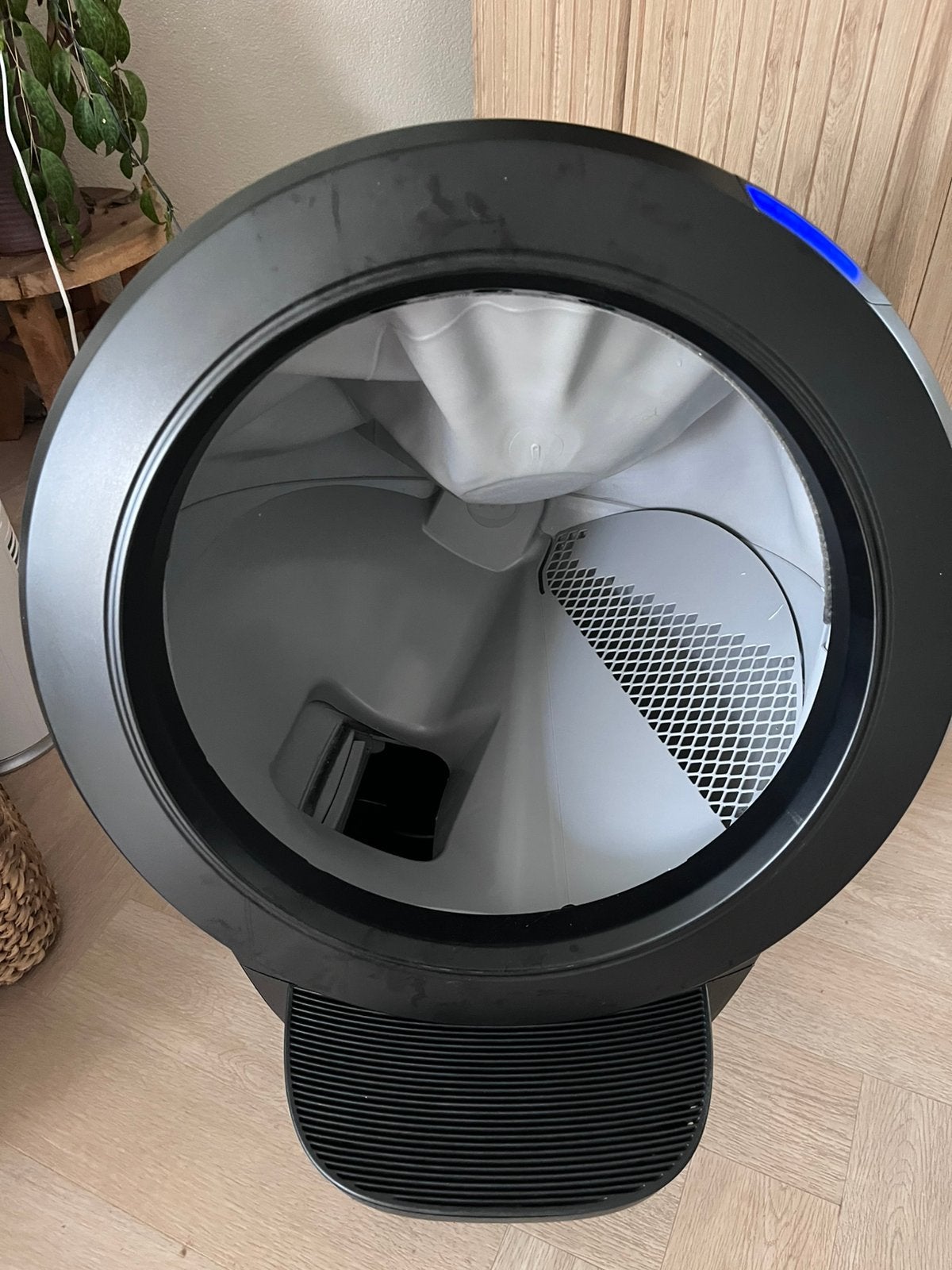 Whisker Litter-Robot 4 robo kattenbak, Ophalen, Zelfreinigend, Gebruikt, Open
