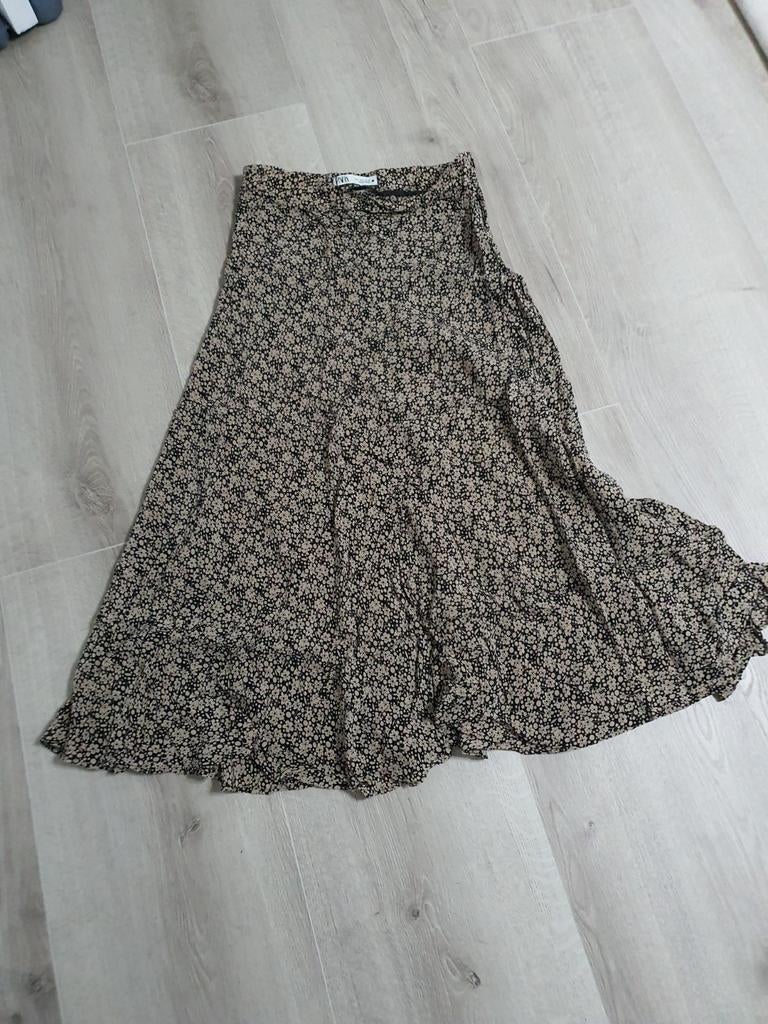 Zara rok met bloemenprint maat L, Ophalen of Verzenden