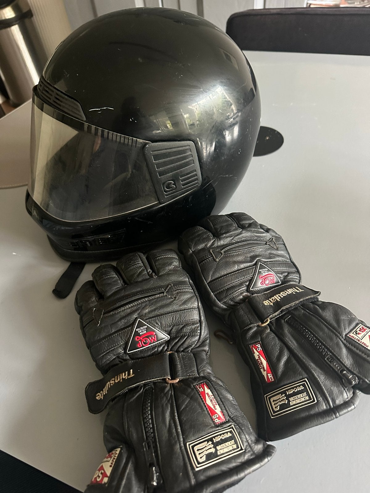 Zwarte Integraalhelm en Motorhandschoenen, Heren, Integraalhelm, Tweedehands, Ophalen