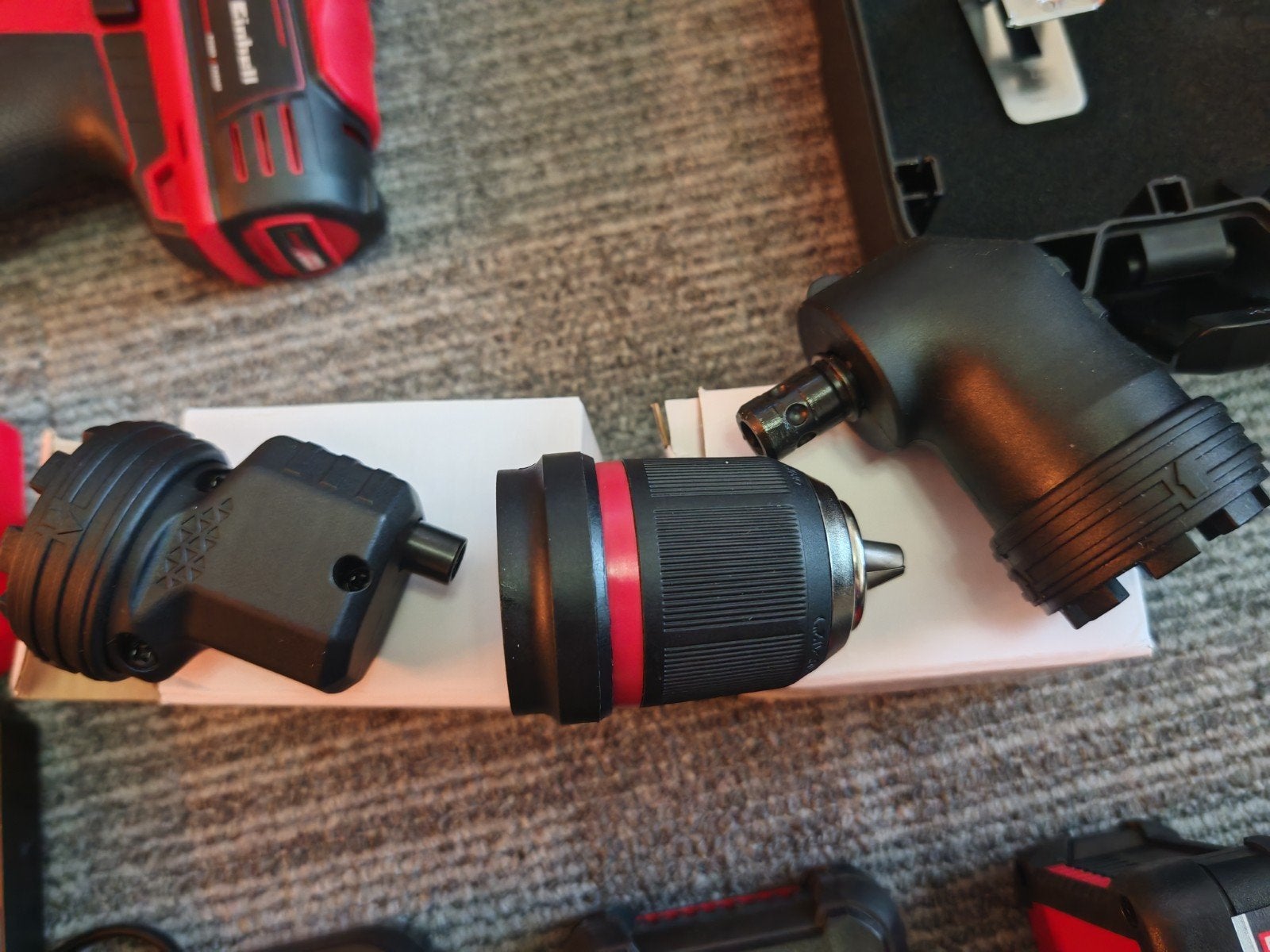 Nieuwe Einhell Accuboormachine 18V met accessoires, Ophalen, Zo goed als nieuw, Boor- en Schroefmachine, Variabele snelheid