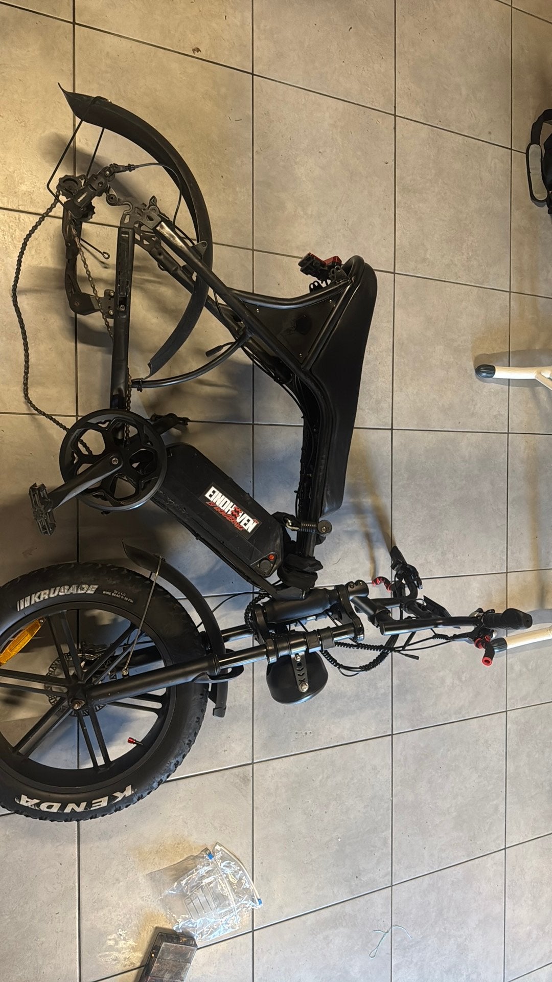 Fatbike v8 (defecte motor), Fietsen en Brommers, Gebruikt, Versnellingen, Schijfrem, Ophalen