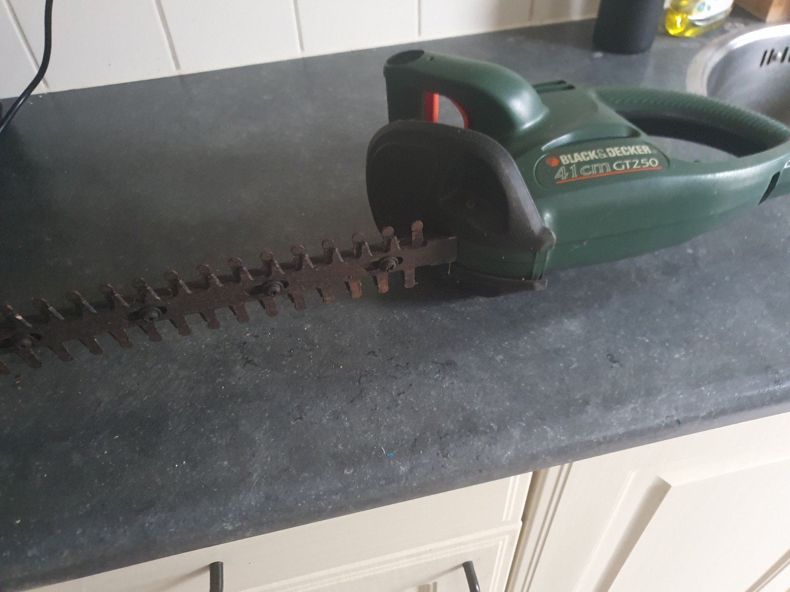 Black & Decker GT250 heggenschaar 41cm, Ophalen of Verzenden, Gebruikt, Elektrisch, Black & Decker