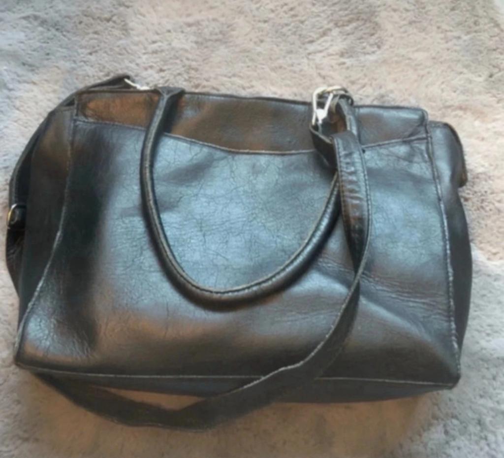 Handtas van Cowboyssbag, 30 cm of meer, Zwart, Minder dan 35 cm, Ophalen of Verzenden