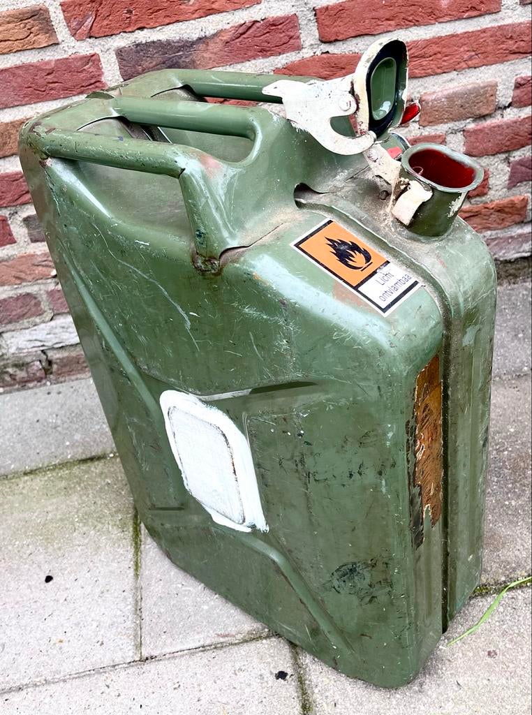Metalen Jerrycan 20 Liter - Extra Voorraad Brandstof, Ophalen, Gebruikt