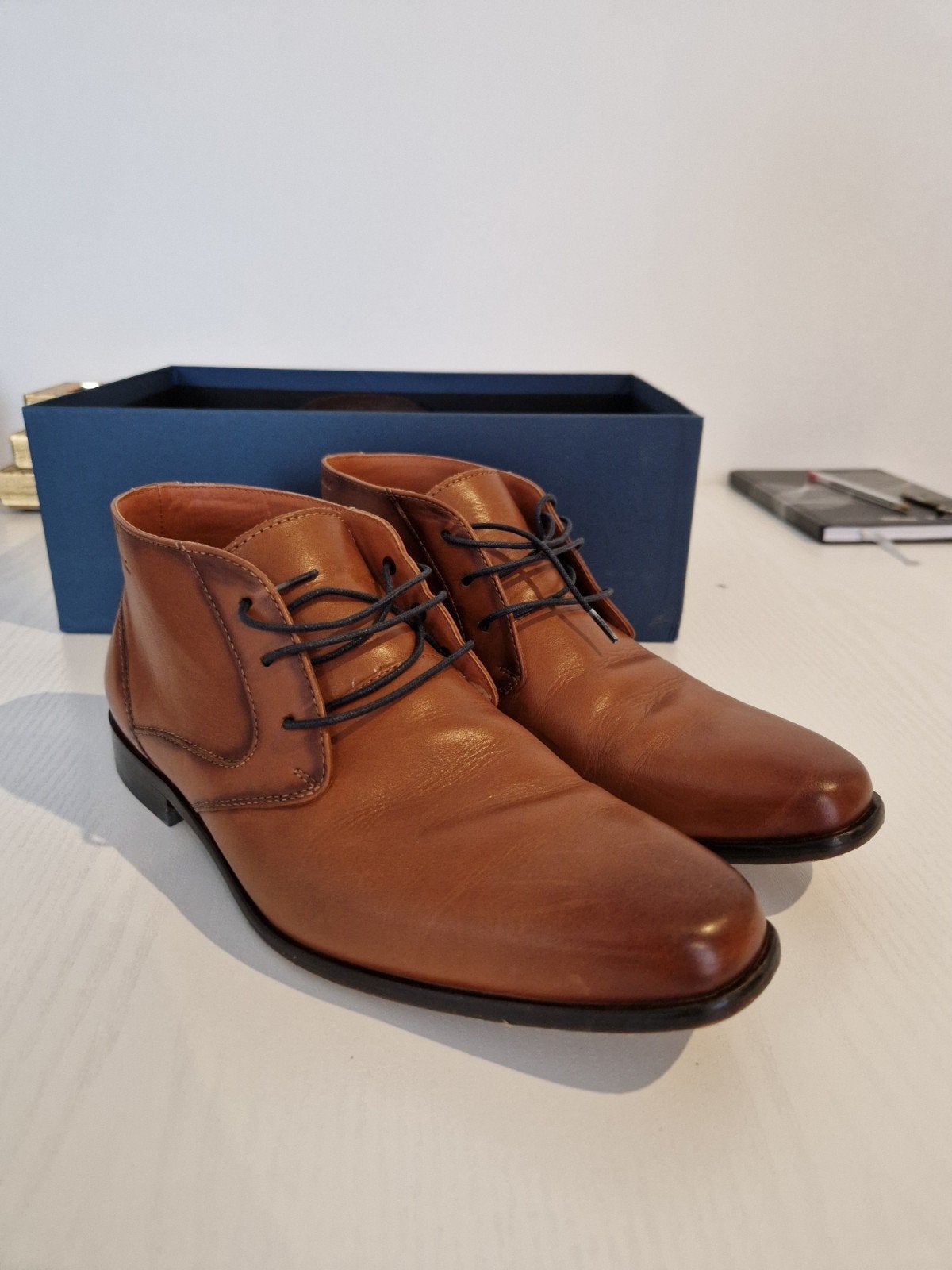 Stijlvolle bruine leren herenboots - Maat 42, Kleding | Heren, Schoenen, Boots, Ophalen of Verzenden, Zo goed als nieuw, Onbekend