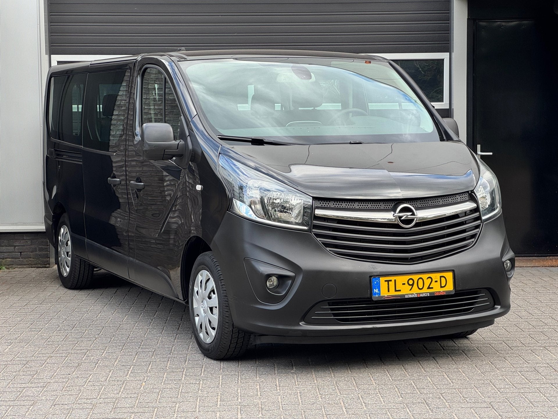 Opel Vivaro Combi 1.6 CDTI L2H1 BiTurbo ecoFLEX 8Pers MARGE, Auto's, Opel, Voorwielaandrijving, Euro 5, 2000 kg, Zwart