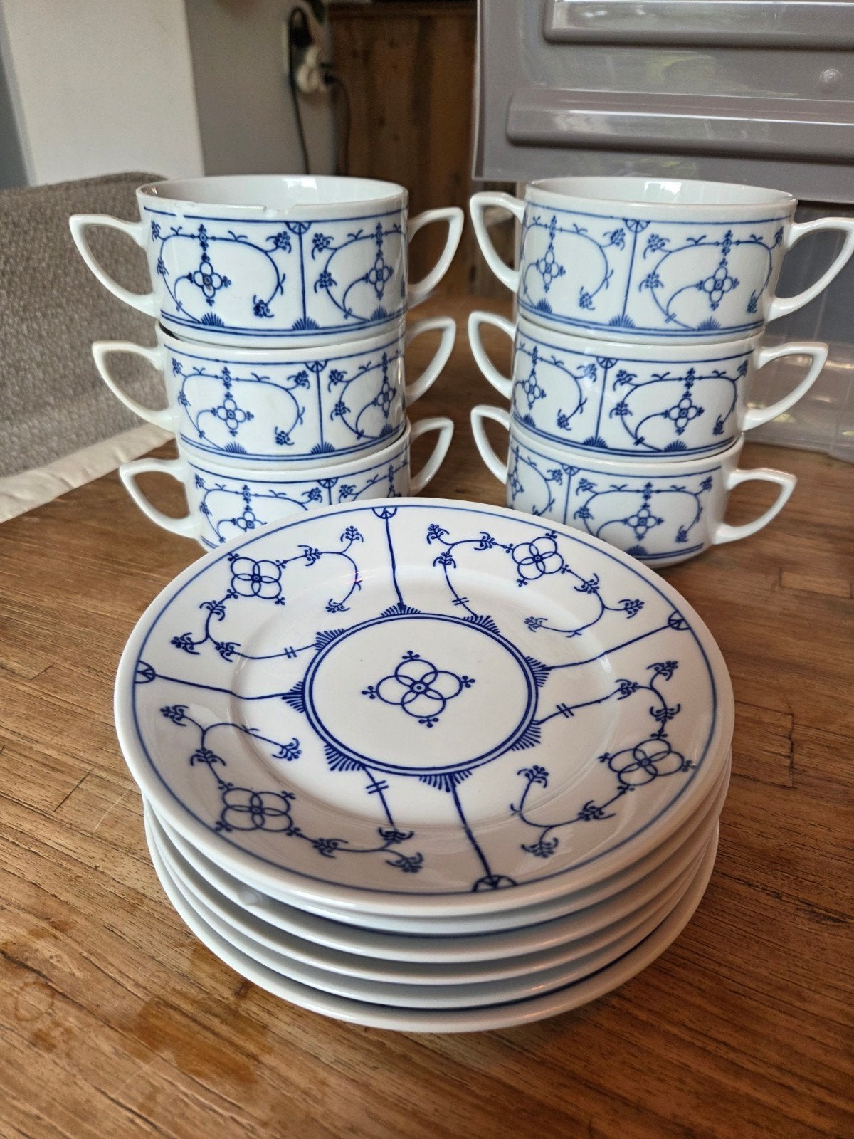 Blauw Saks soepkommen met schotels, Ophalen