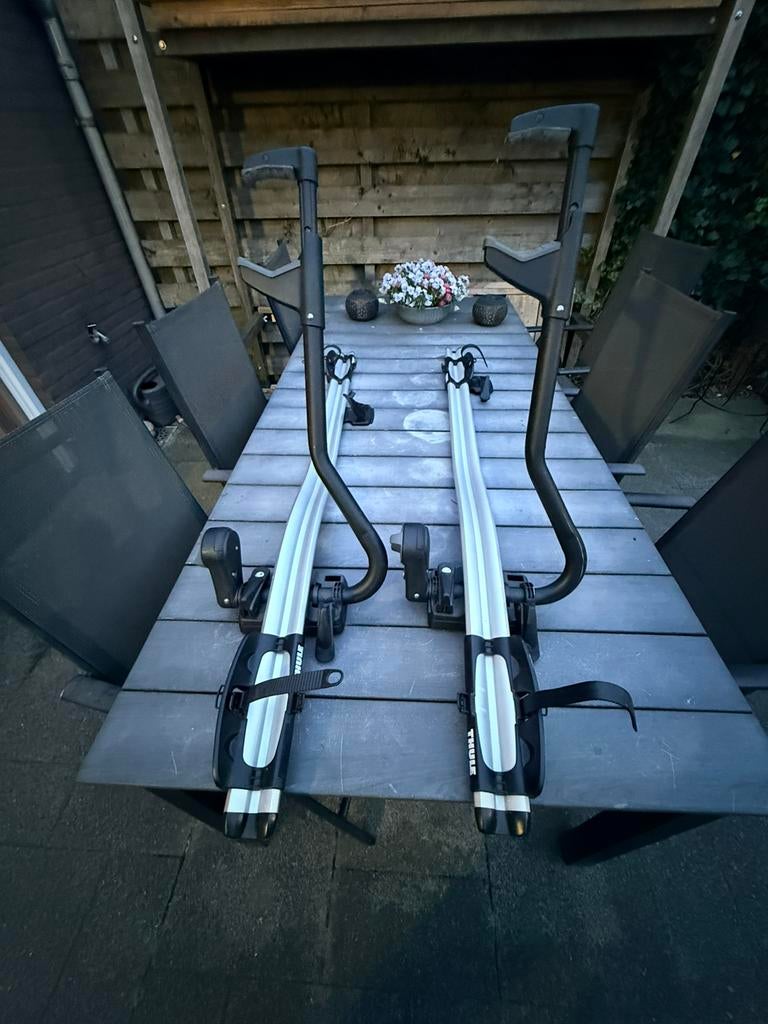 Thule Proride fietsendragers, Ophalen of Verzenden, 2 fietsen, Zo goed als nieuw, Dakdrager
