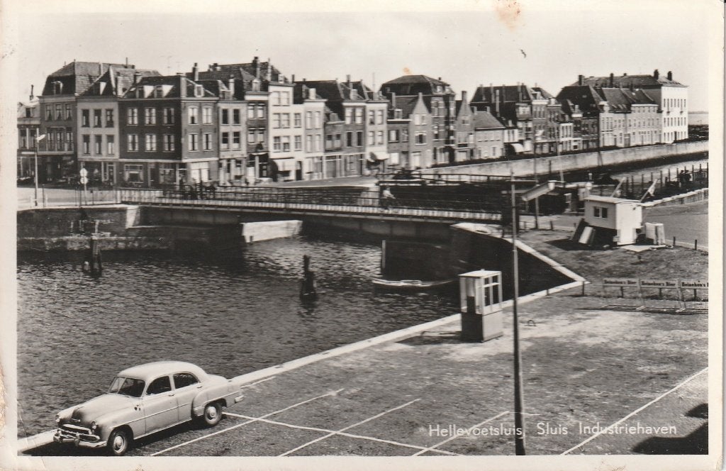 Hellevoetsluis   oude Chevrolet de Luxe 1950, Ophalen of Verzenden, 1940 tot 1960, Gelopen, Zuid-Holland