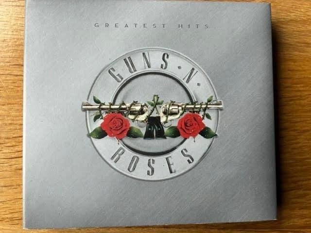 Guns N' Roses - Greatest Hits CD (Zo goed als nieuw), Hard Rock, Digipak, Ophalen of Verzenden, Zo goed als nieuw