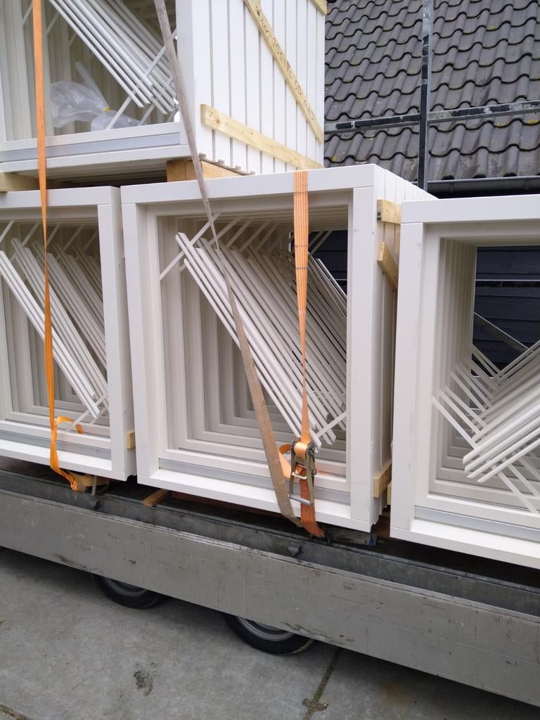 Hardhout kozijn met draaikiep raam, Doe-het-zelf en Verbouw, Kozijnen en Schuifpuien, Nieuw, Raamkozijn, Hout, 75 tot 150 cm, 75 tot 150 cm