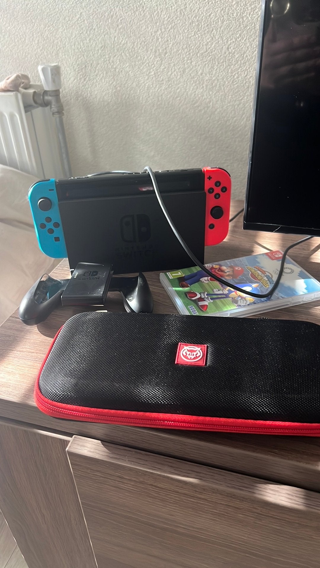 Nintendo switch, Ophalen of Verzenden, Zo goed als nieuw, Met 2 controllers, Switch Original