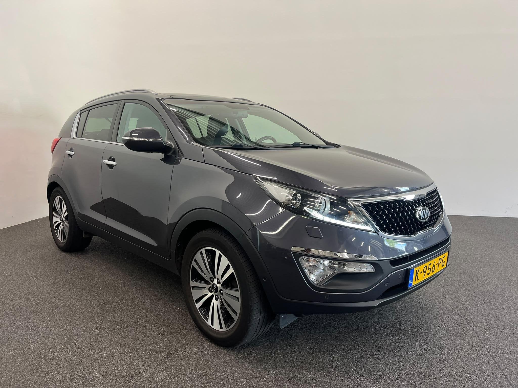 Kia Sportage 2.0 ExecutiveLine Panoramadak Trekhaak Navigati, Auto's, Gebruikt, 4 cilinders, Handgeschakeld, SUV of Terreinwagen
