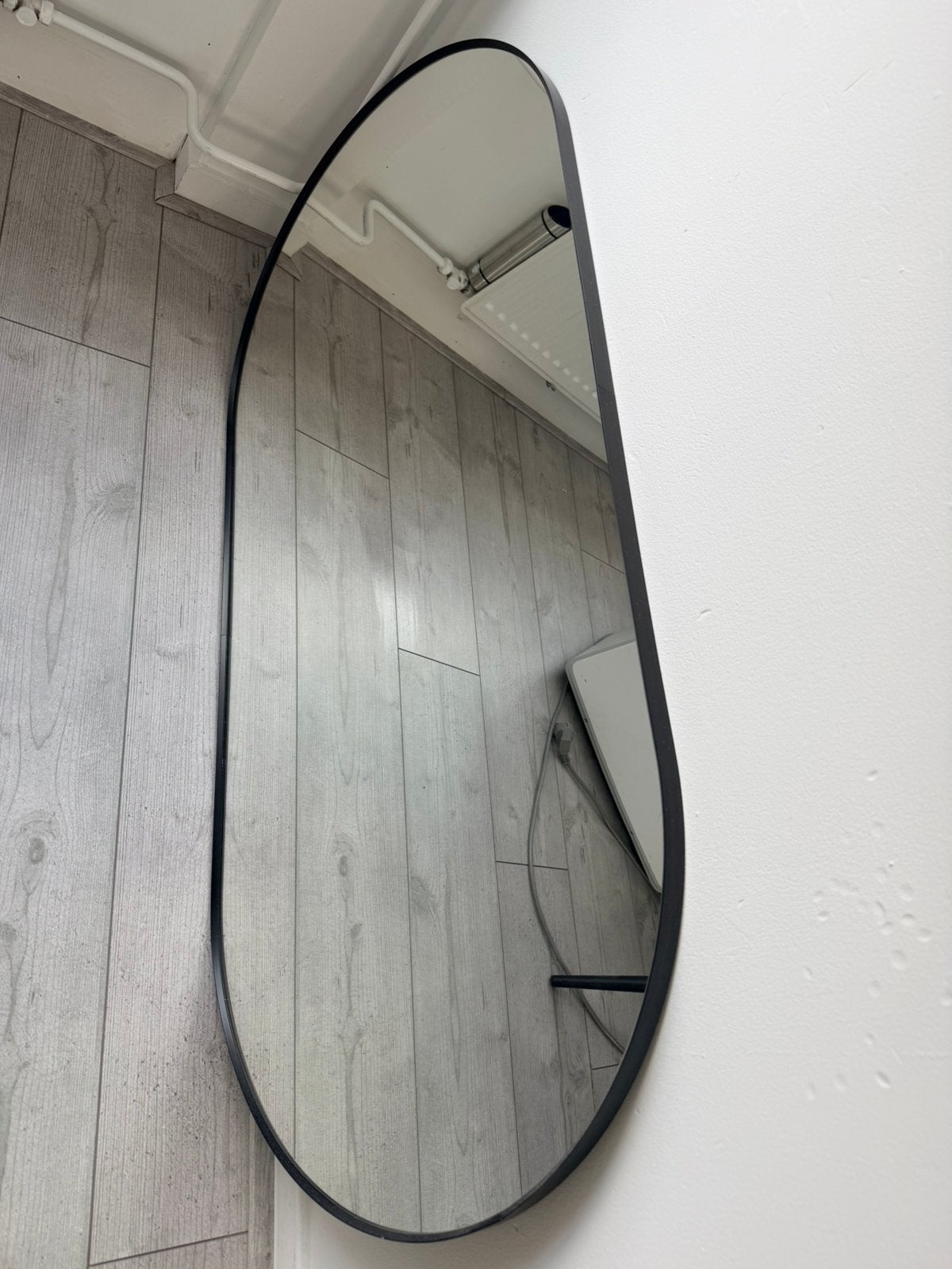 Ikea spiegel ovaal zwart, Ophalen, Minder dan 50 cm, Zo goed als nieuw, Minder dan 100 cm