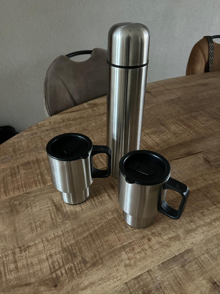 Thermoskan met 2 mokken RVS (nieuw), Ophalen of Verzenden, Nieuw