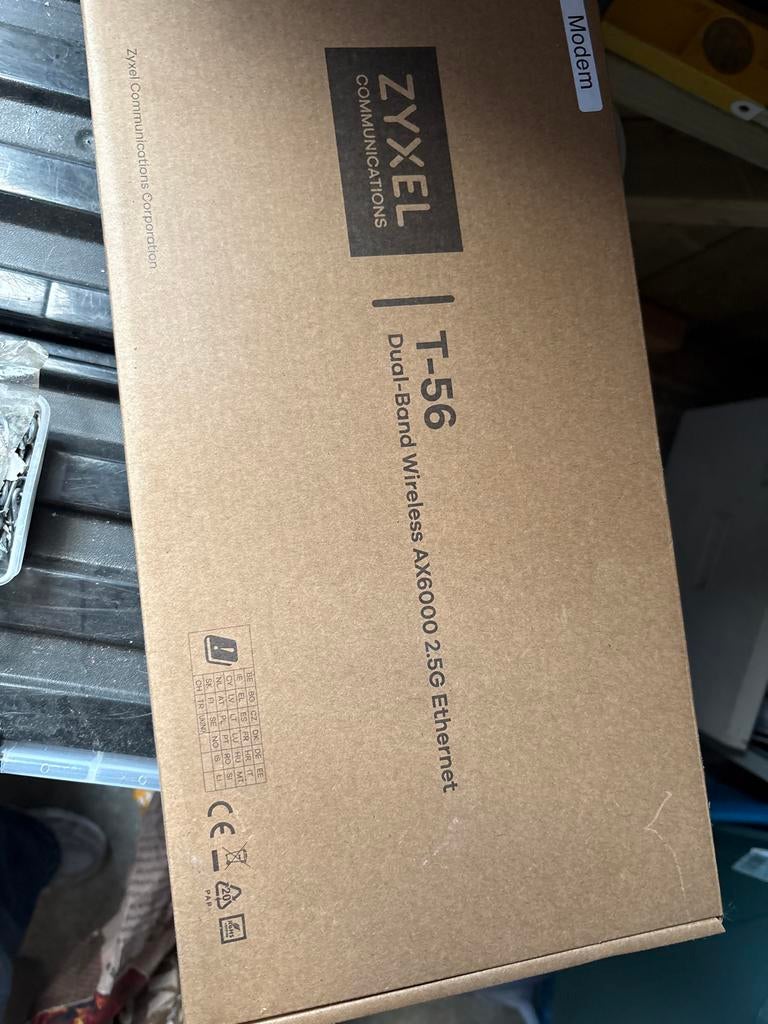 Zyxel T-56 Dual-Band Wireless AX6000 2.5G Ethernet Modem, Computers en Software, Routers en Modems, Nieuw, Router met modem, Ophalen