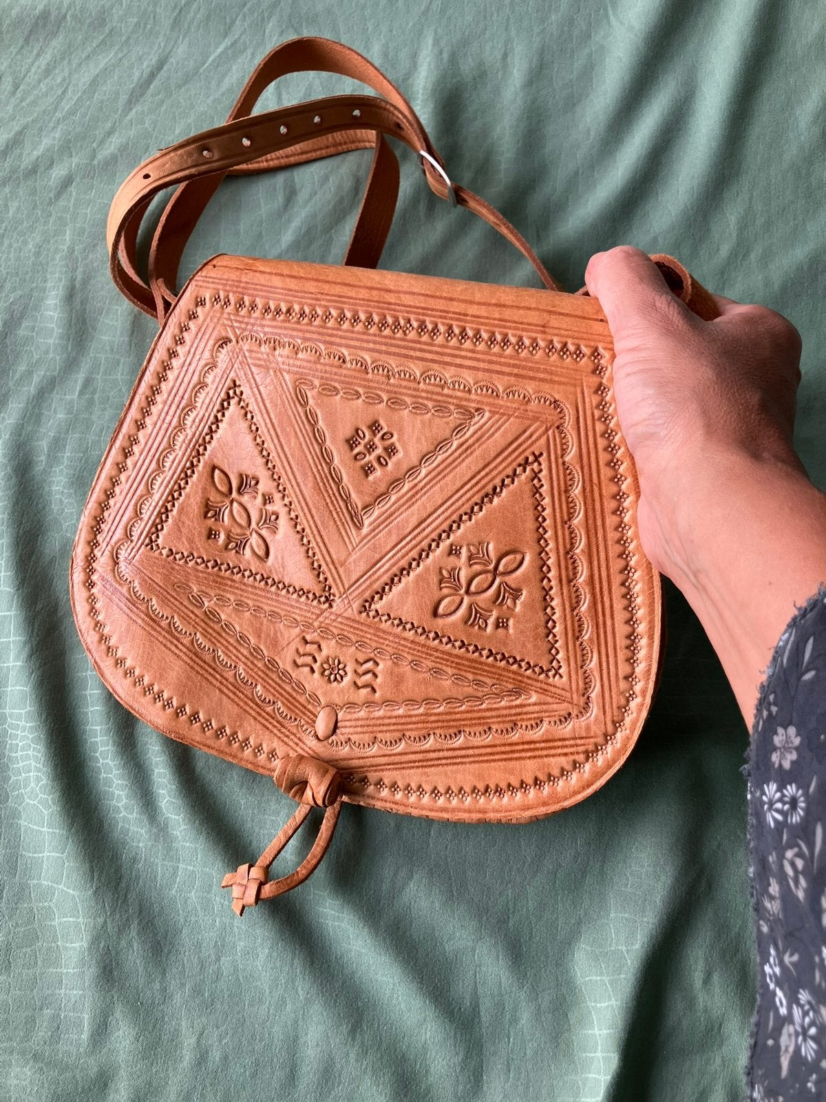 Bohemian Saddle Shoulder Bag in Soft Tan Embossed Leather, Verzenden, Zo goed als nieuw, Bruin, Schoudertasje