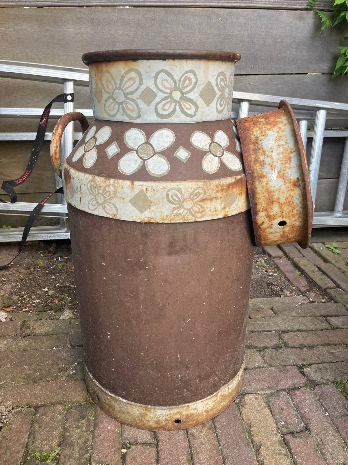 Antieke melkbus met bloemmotief, Antiek en Kunst, Ophalen