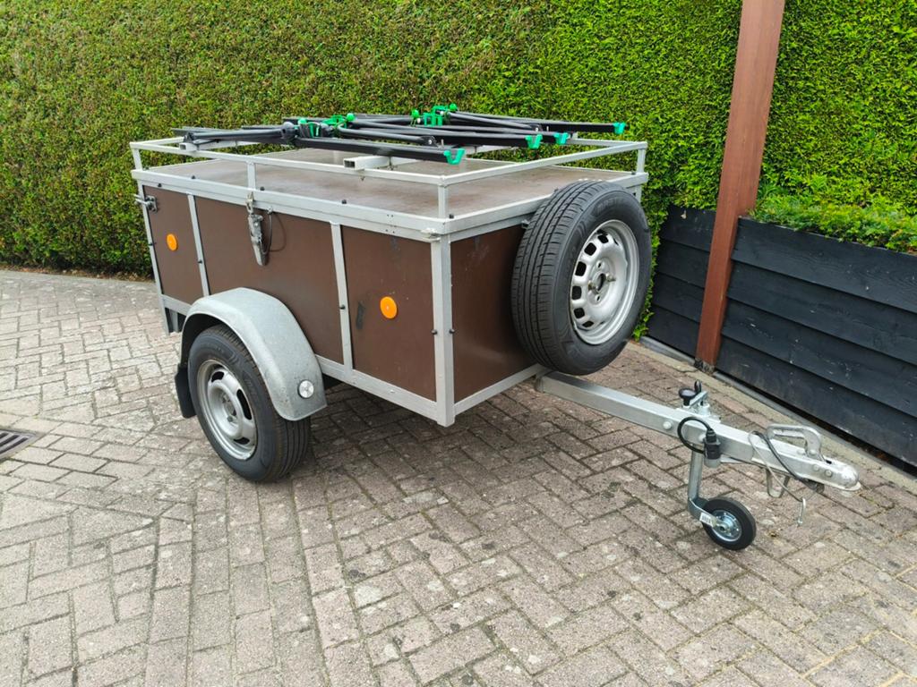 Bagagewagen + Nieuwe banden + Incl. 4 fietsendragers, Ophalen, Gebruikt
