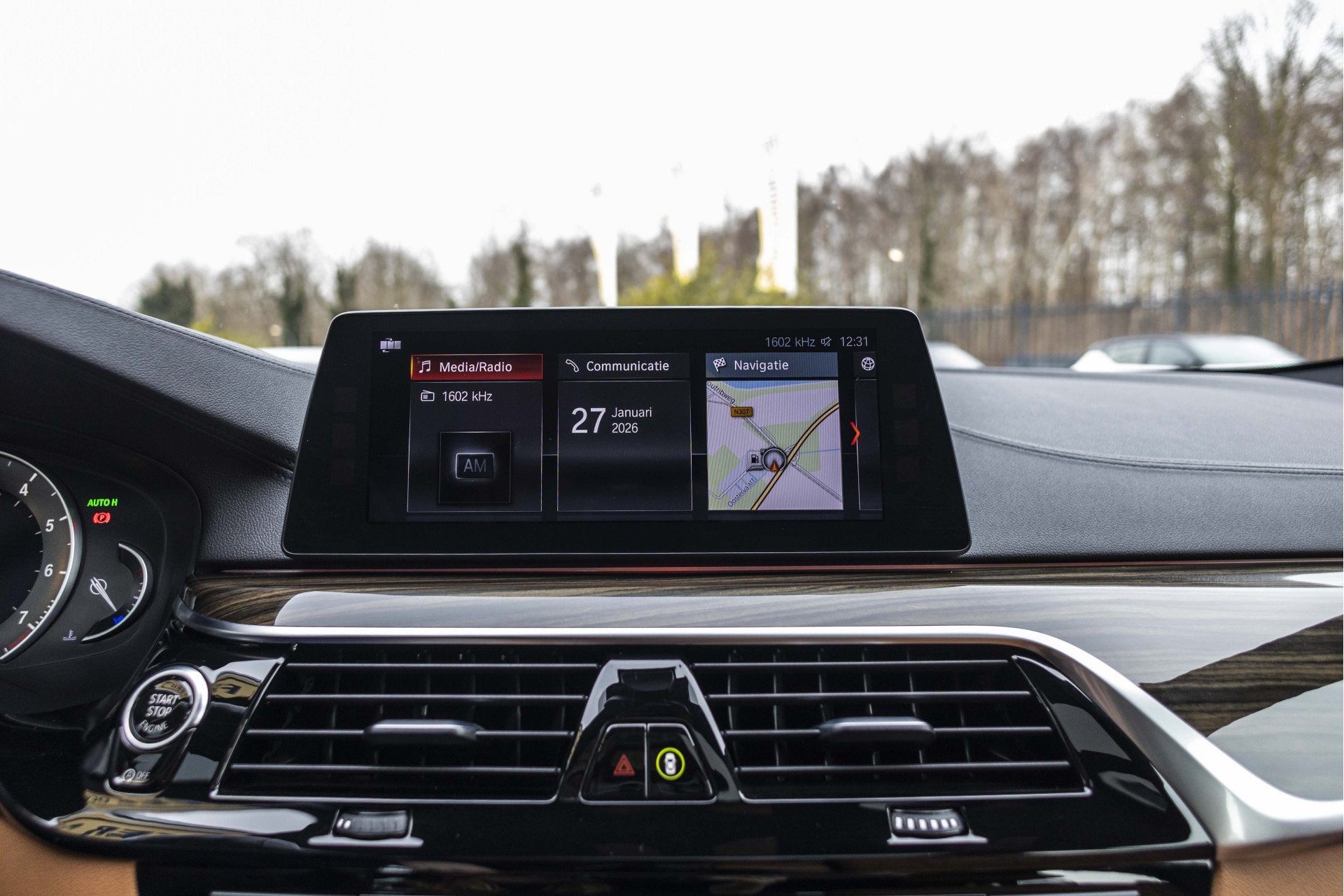 Foto 38 van BMW 5 Serie Touring 520i High Executive luxery