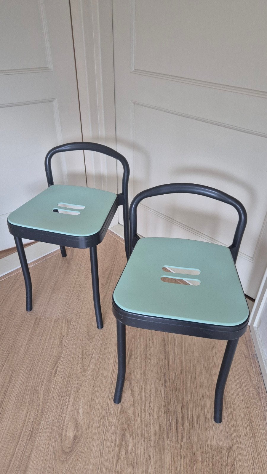 2x Kartell Design Krukjes - Vico Magistretti, Kunststof, Gebruikt, Twee, Overige kleuren