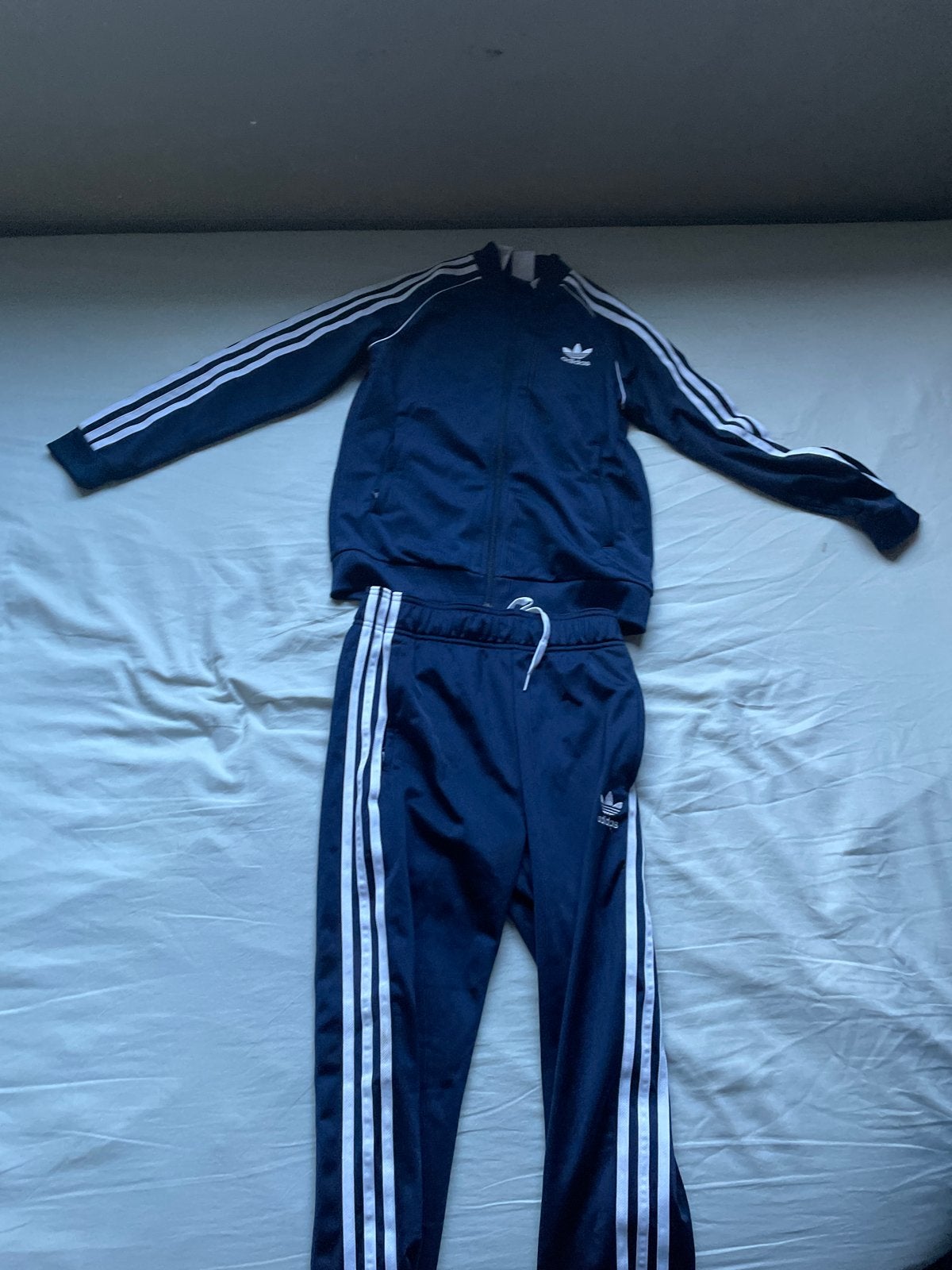 Adidas trainingspak donkerblauw, Blauw, Ophalen of Verzenden, Maat 36 (S), Fitness of Aerobics