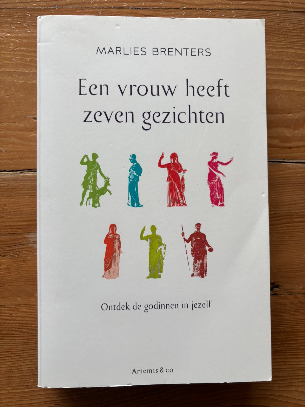 Een vrouw heeft zeven gezichten - M Brenters, Boeken, Ophalen of Verzenden, Gelezen