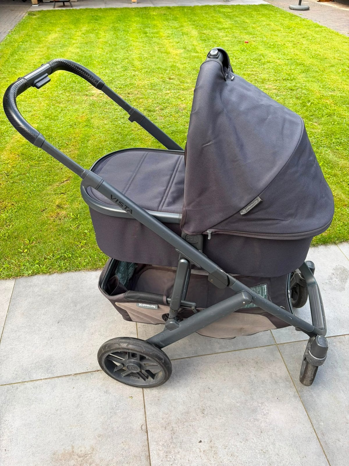 Uppababy Vista V2 VEEL ACCESSOIRES!, Gebruikt, Met reiswieg, Ophalen, Kinderwagen
