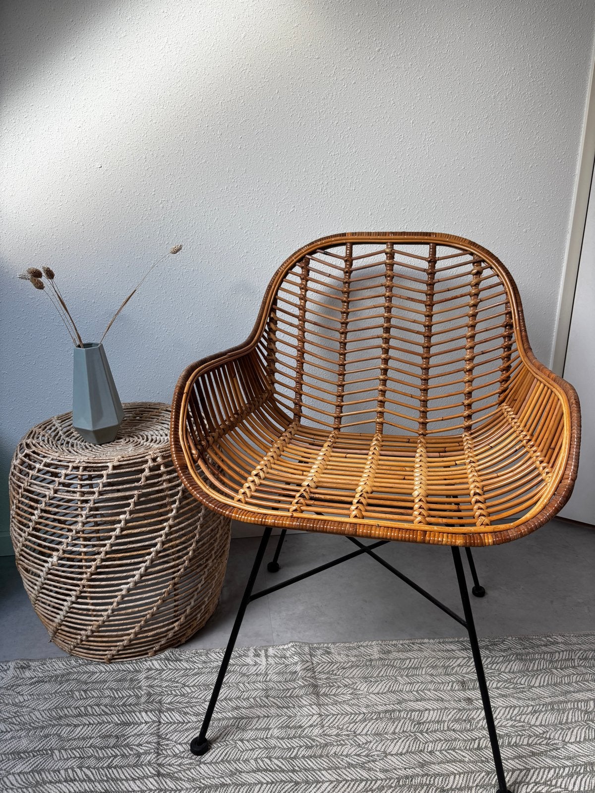 Kwantum Rotan stoel met zwart metalen onderstel, Ophalen, Gebruikt, Bruin, Riet of Rotan