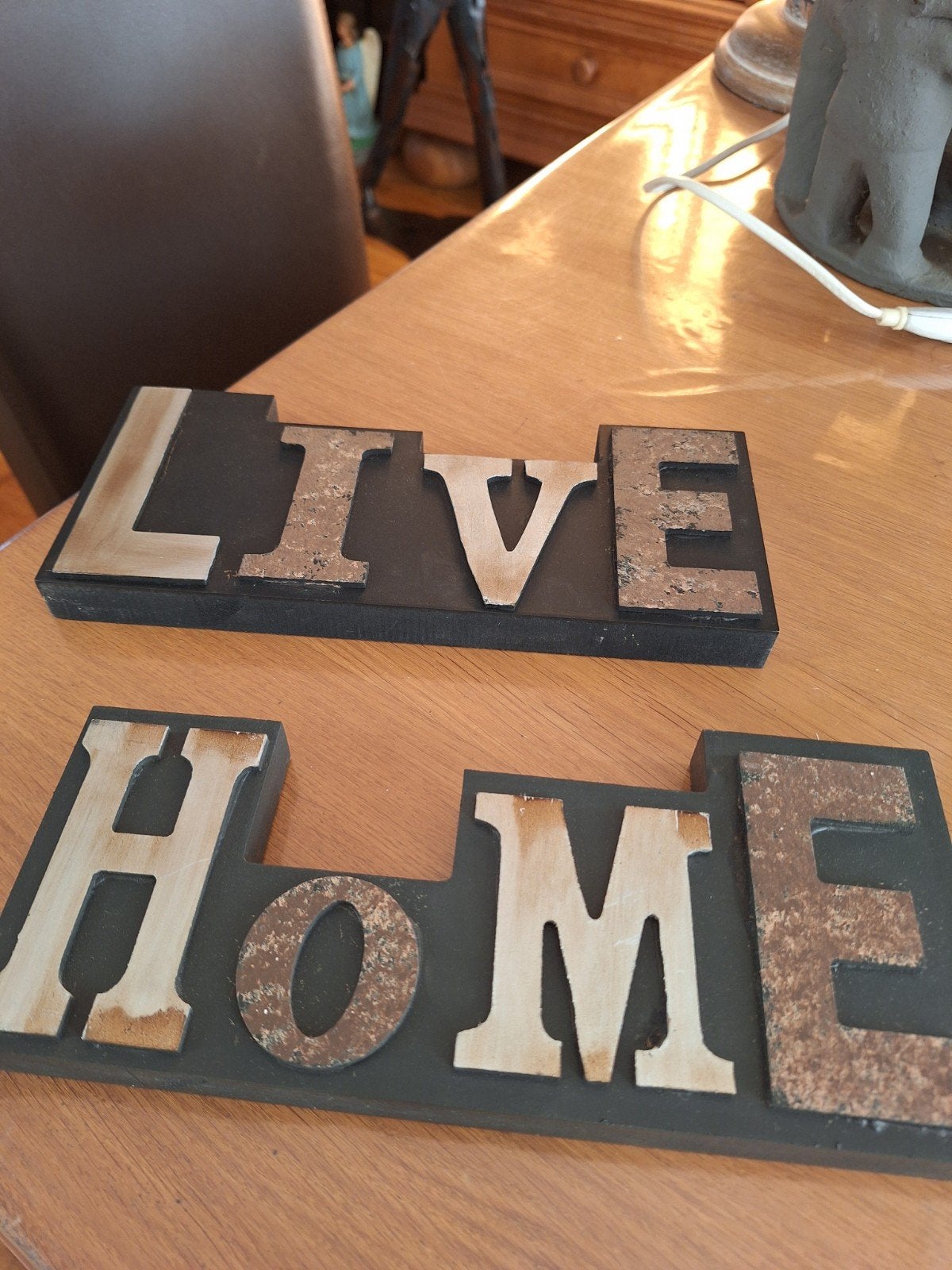 2 houten plaatjes Live /Home, Ophalen of Verzenden