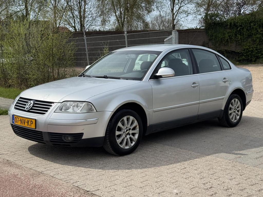 Volkswagen Passat 2.0-20V Athene AIRCO CRUISE TREKHAAK, Auto's, Volkswagen, 1325 kg, Gebruikt, 4 cilinders, 1984 cc