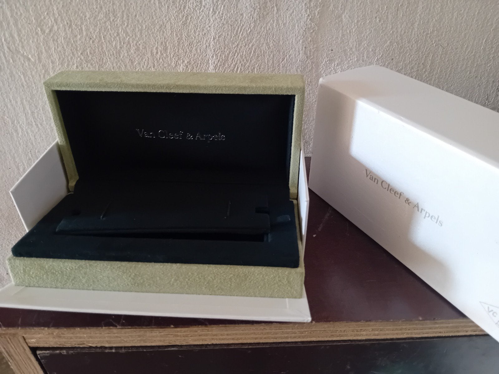 Van Cleef & Arpels Juwelen Doosje, Ophalen of Verzenden, Zo goed als nieuw