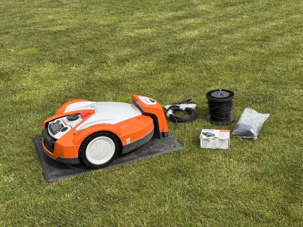 STIHL ROBOT MOWER RMI 632P, Tuin en Terras, Stihl, Gebruikt, Ophalen of Verzenden, Met regensensor