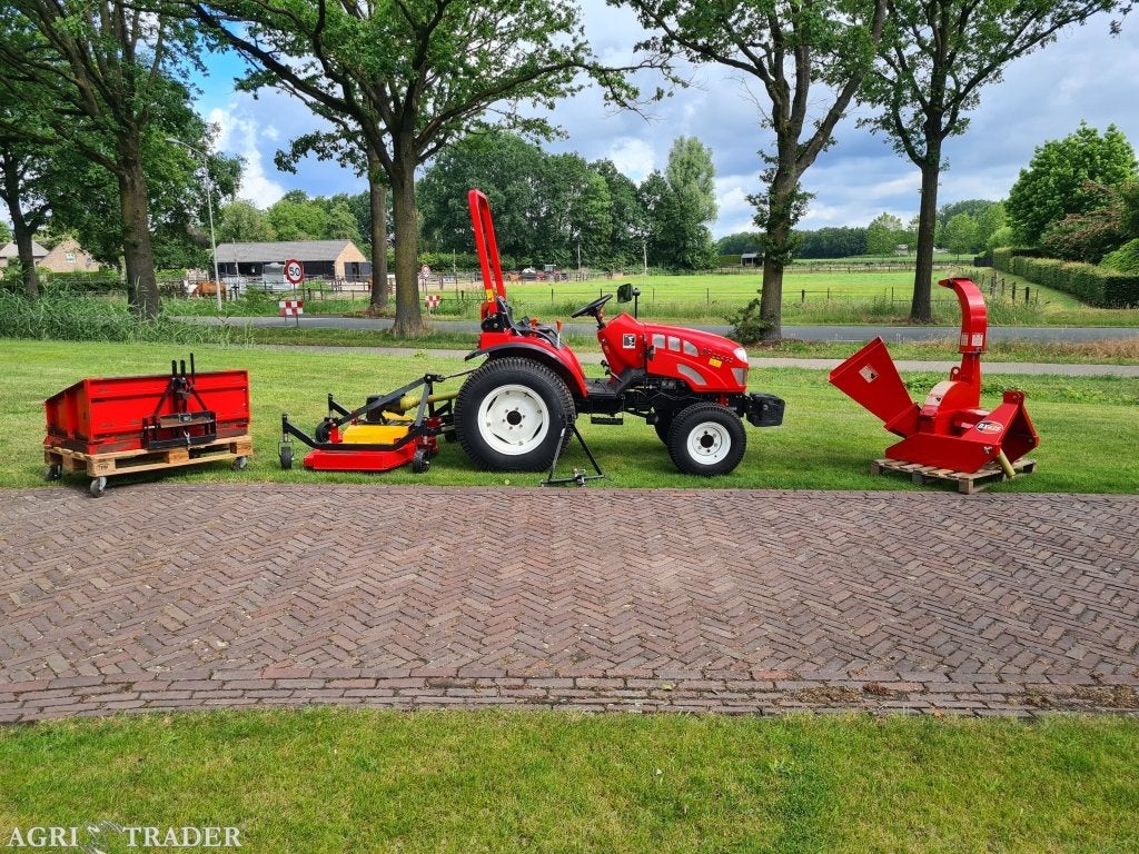 Dong Feng /Knegt DF 224G3 trekker tuin tractor versnipperaar, Zakelijke goederen, Gebruikt, Niet opgegeven, Tot 80 Pk, Niet opgegeven