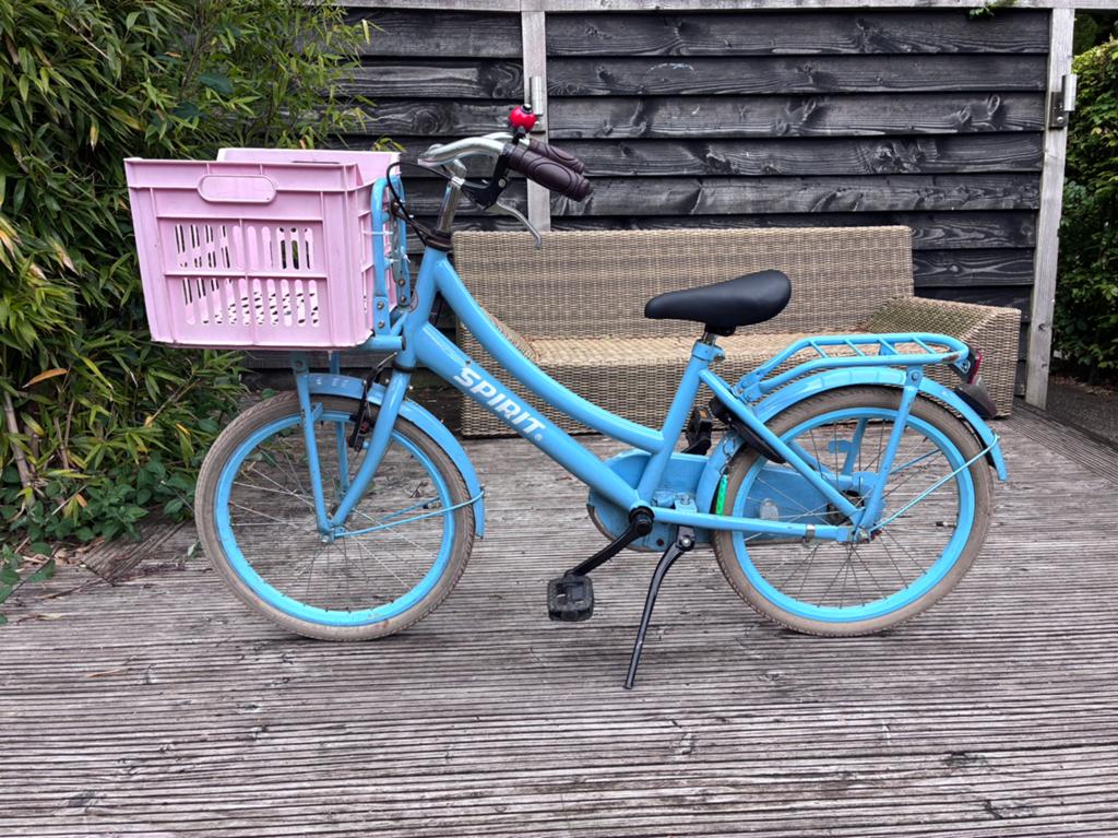 Spirit kinderfiets 20 inch met mandje, Fietsen en Brommers, Fietsen | Kinderfietsjes, Ophalen, Gebruikt, Terugtraprem, 20 inch of meer