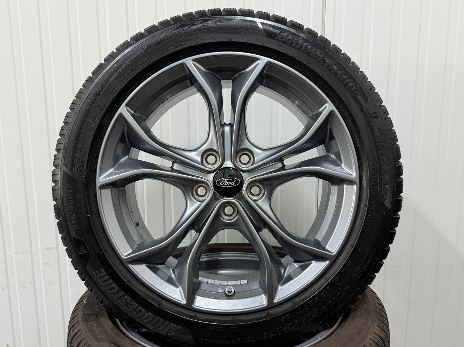 17” INCH FORD Focus Winterset Winter Banden 5x108 Origineel, Auto-onderdelen, Banden en Velgen, 17 inch, 205 mm, Winterbanden