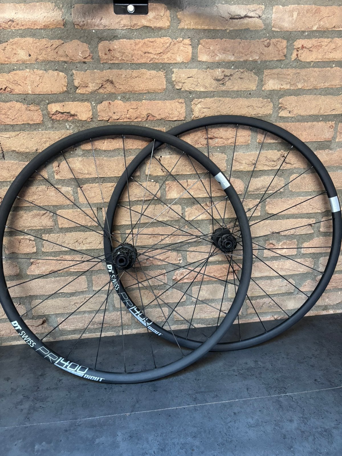 DT Swiss PR1400 dicut - Steekas en schijfremmen, Fietsen en Brommers, Fietsonderdelen, Ophalen, Zo goed als nieuw, Aluminium