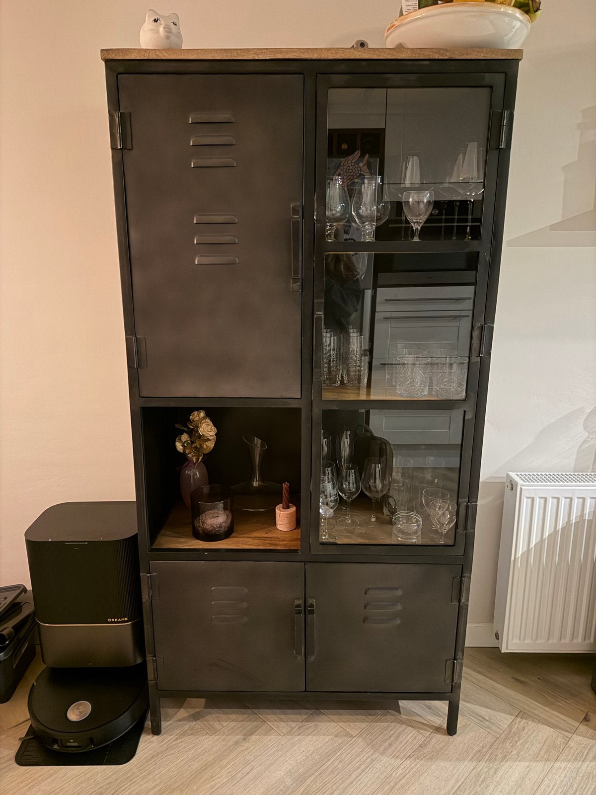 Industriële vitrinekast/dressoir met glazen deuren, Huis en Inrichting, Ophalen, Gebruikt, 50 tot 100 cm, Metaal