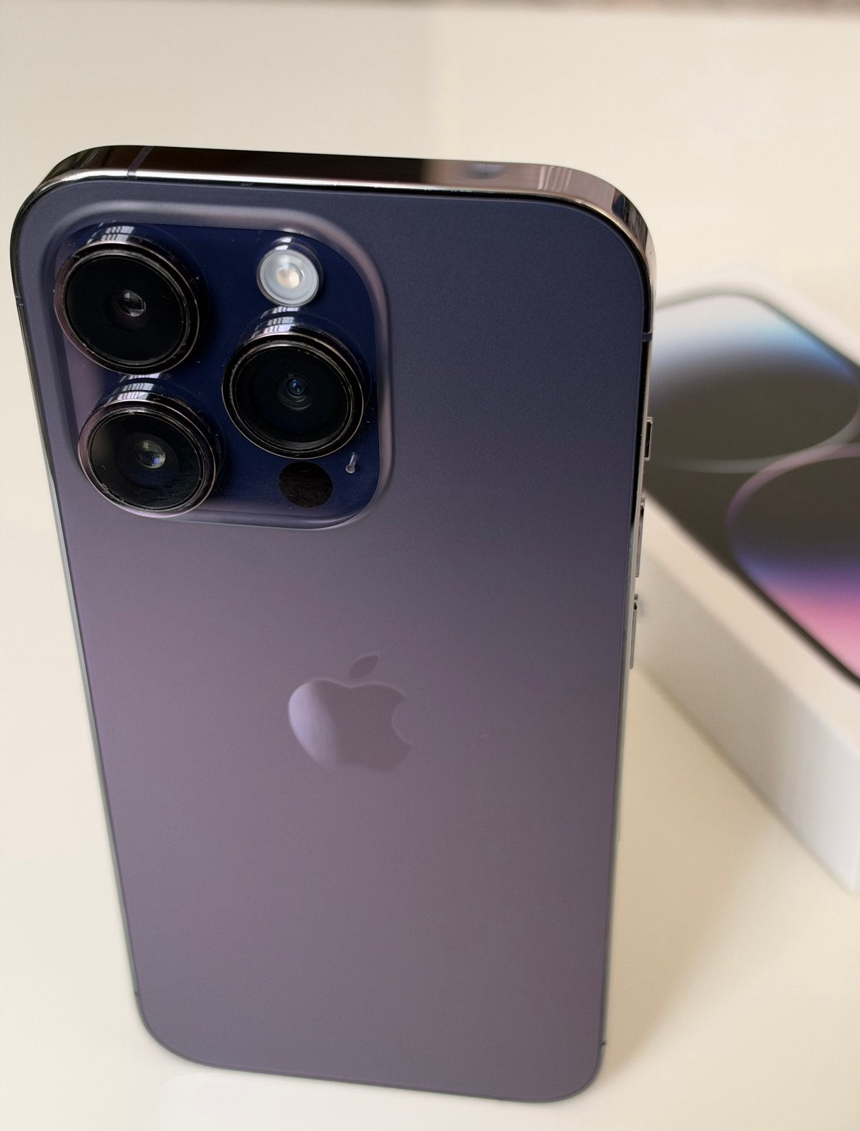 iPhone 14 Pro 128GB Deep Purple - 76% batterij