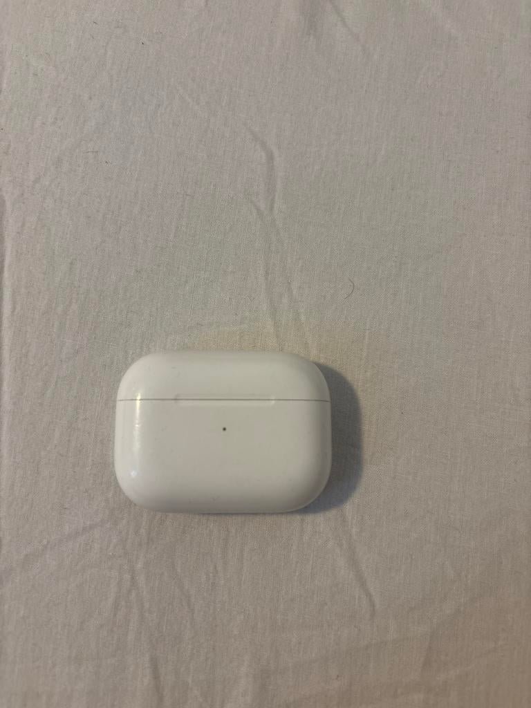 Apple AirPods Pro (2e generatie) met oplaadcase, Ophalen of Verzenden, Gebruikt, Overige merken, Draadloos
