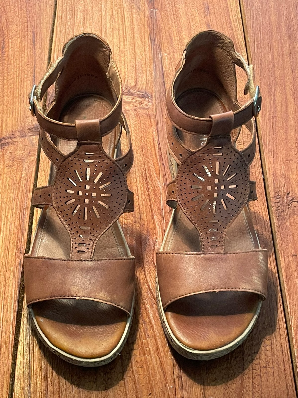 Dames zomer schoenen Remonte maat 39, Ophalen, Zo goed als nieuw, Bruin, Sandalen of Muiltjes