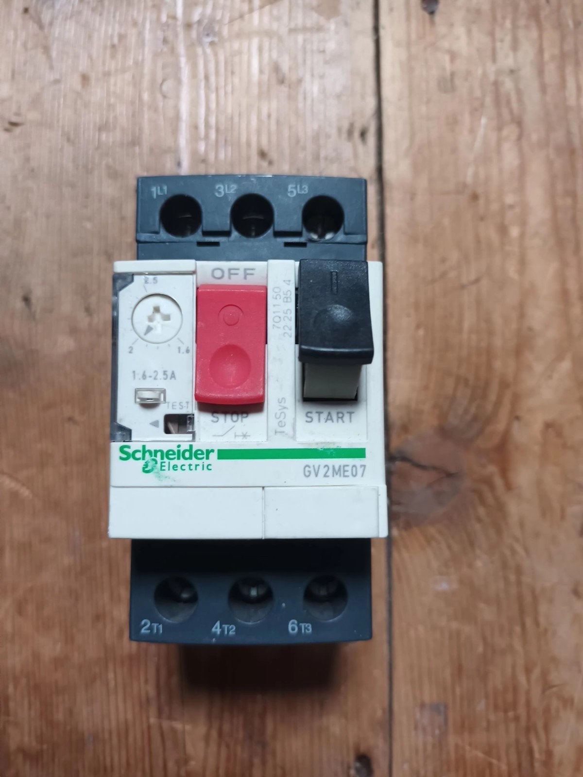 Schneider Electric motorbeveiligingsschakelaar  1.6 tot 2,5, Hobby en Vrije tijd, Ophalen of Verzenden, Zo goed als nieuw