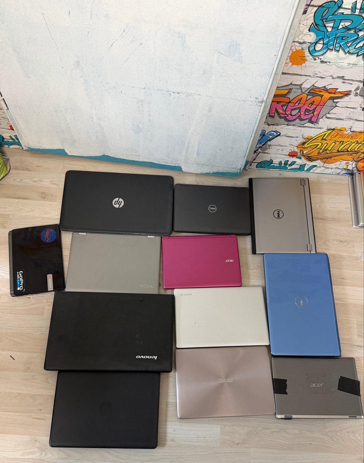 Partij laptops - ongetest, mogelijk incompleet, HDD, Met touchscreen, Ophalen of Verzenden, Niet werkend