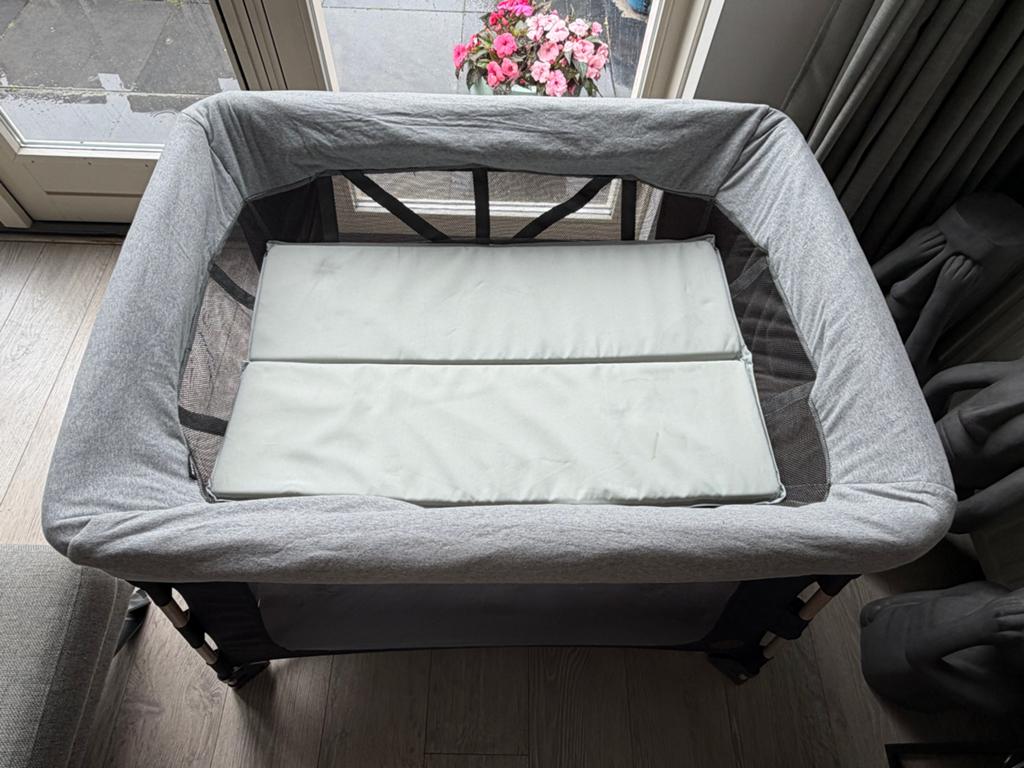 Maxi-Cosi Swift 3-in-1 campingbedje - Beyond Graphite - Eco, 70 tot 85 cm, Ophalen of Verzenden, Zo goed als nieuw, Minder dan 140 cm